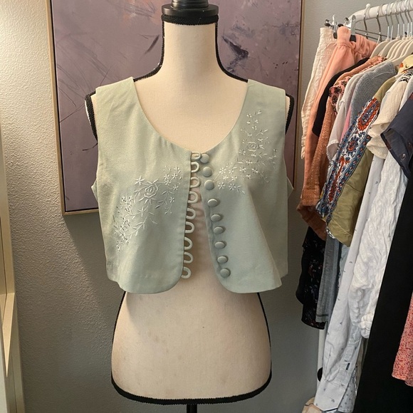 Express Mint Cropped Button Up Vest - Picture 1 of 7